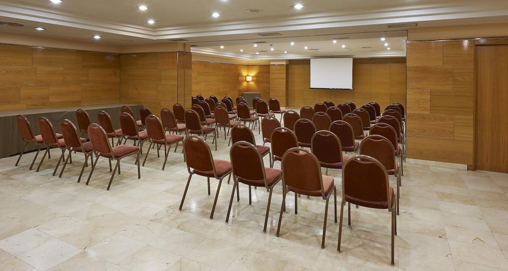 Nh Sport Hotel Zaragoza Exterior photo